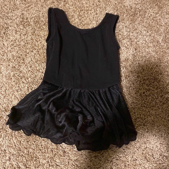 Dance bundle with skirted leotards and tights - Picture 3 of 14